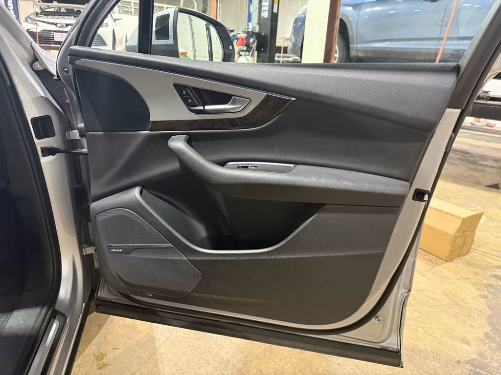 Used 2018 Audi Q7 2.0T Premium Plus image 22