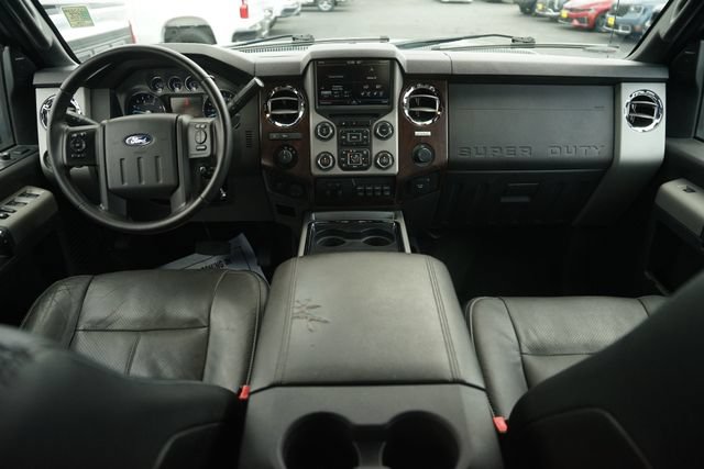 Used 2016 Ford F250 Lariat w/ Lariat Ultimate Package AWD/4WD image 21