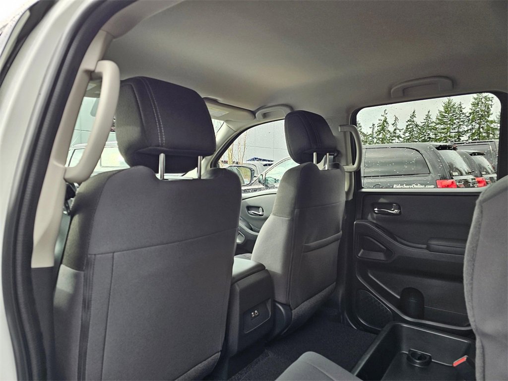 Used 2023 Nissan Frontier SV w/ Technology Package image 23