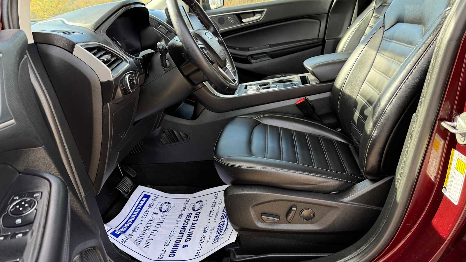 Used 2023 Ford Edge SEL image 7