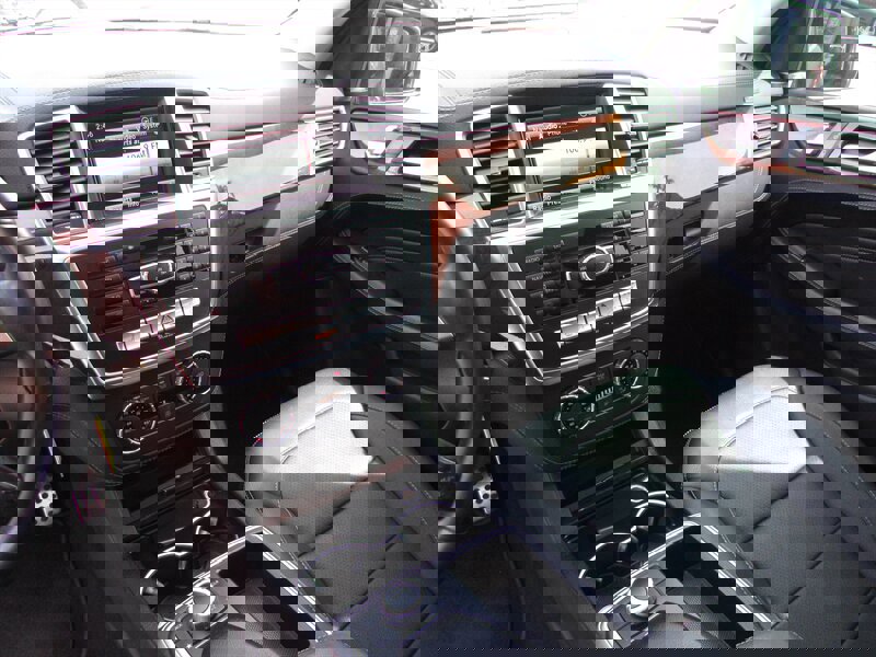 Used 2014 Mercedes-Benz ML 550 4MATIC image 14