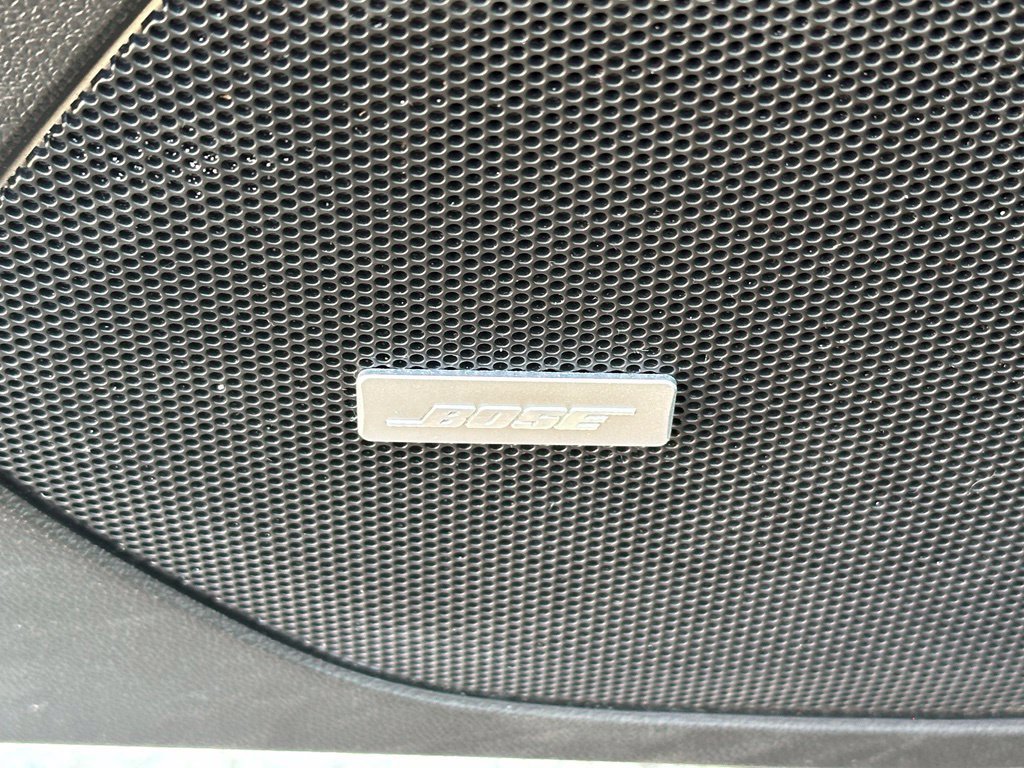 Used 2025 Chevrolet Blazer RS FWD image 12