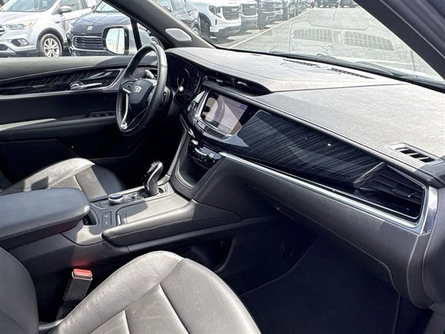 Used 2023 Cadillac XT6 Premium Luxury AWD/4WD image 29