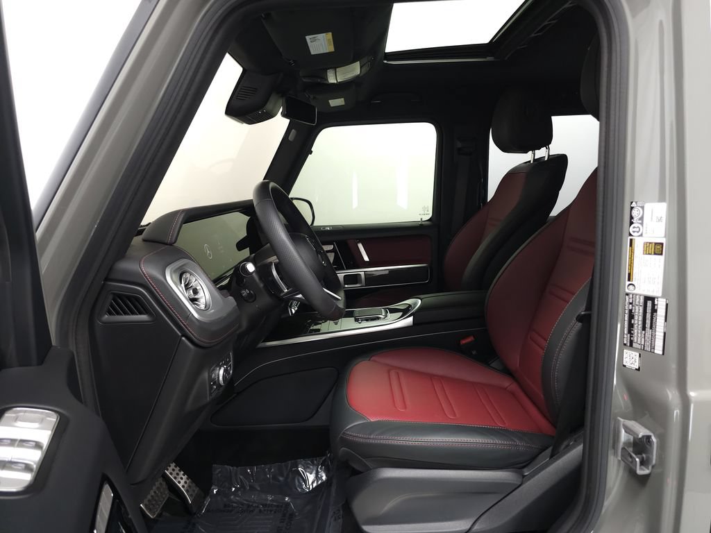 Certified 2025 Mercedes-Benz G 580 w/ Manufactur Interior Package image 8