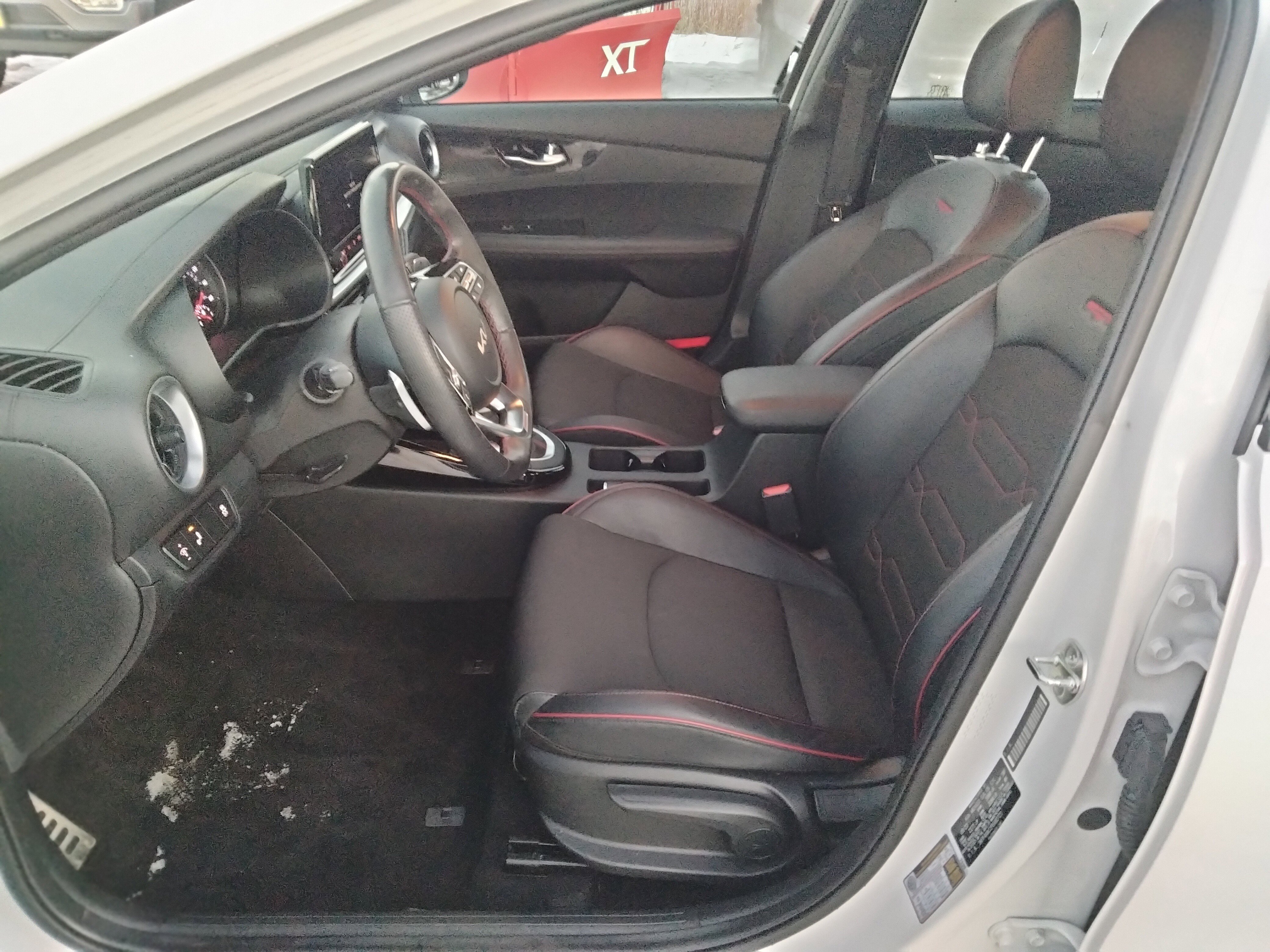 Used 2023 Kia Forte GT FWD image 9