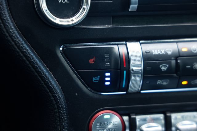 Used 2018 Ford Mustang Premium RWD image 31