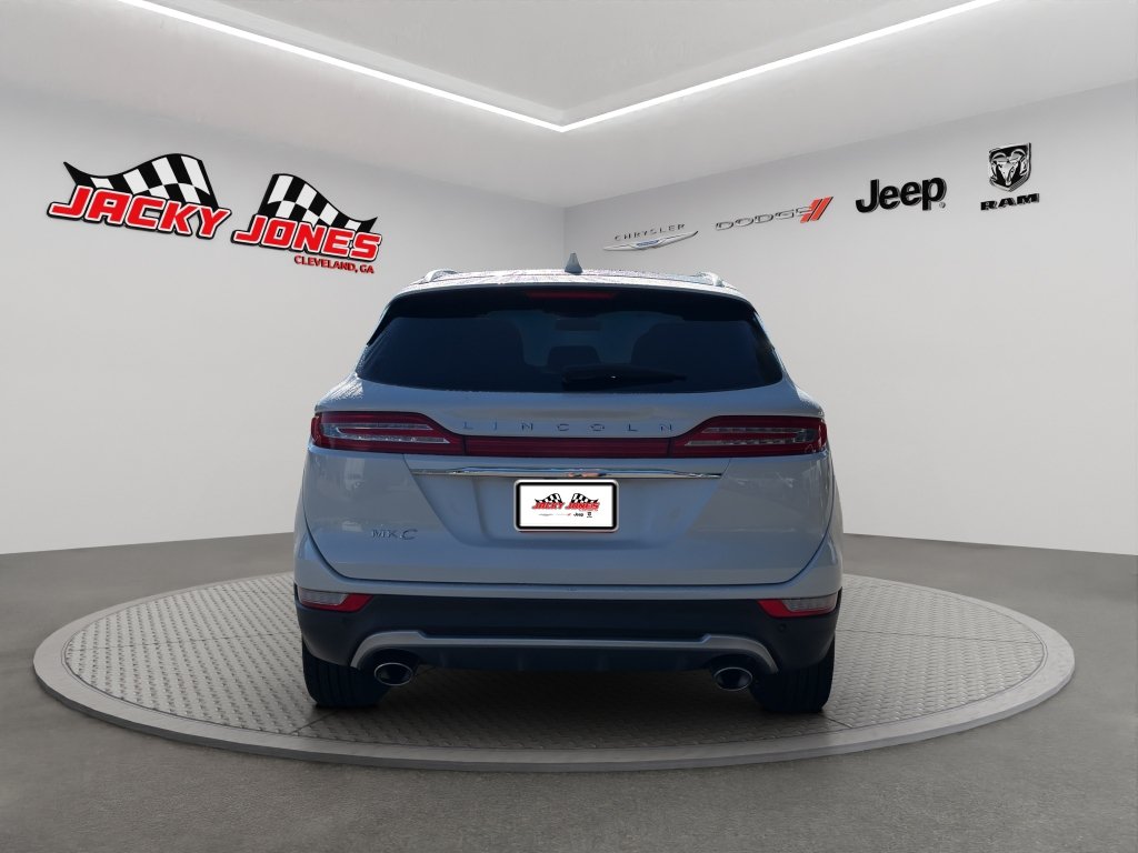 Used 2019 Lincoln MKC Reserve w/ MKC Technology Package FWD image 8