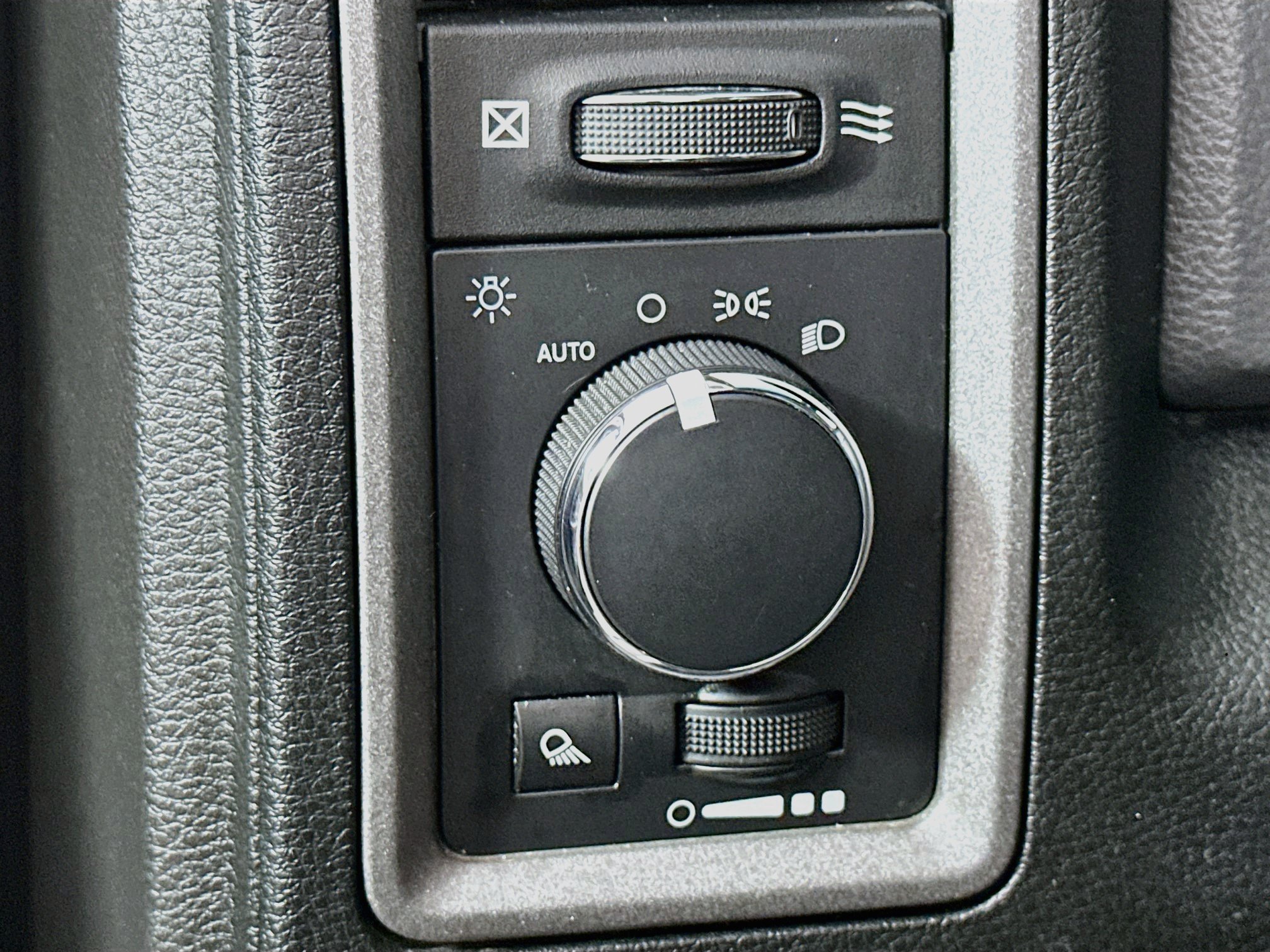 Used 2020 RAM 1500 Tradesman AWD/4WD image 17