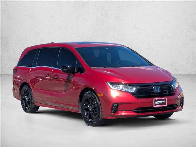 Used 2024 Honda Odyssey Sport image 3