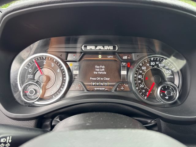 Used 2023 RAM 1500 Laramie AWD/4WD image 18