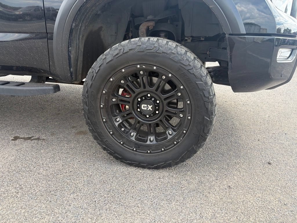 Used 2020 Nissan Titan PRO-4X w/ Pro-4x Convenience Package AWD/4WD image 10