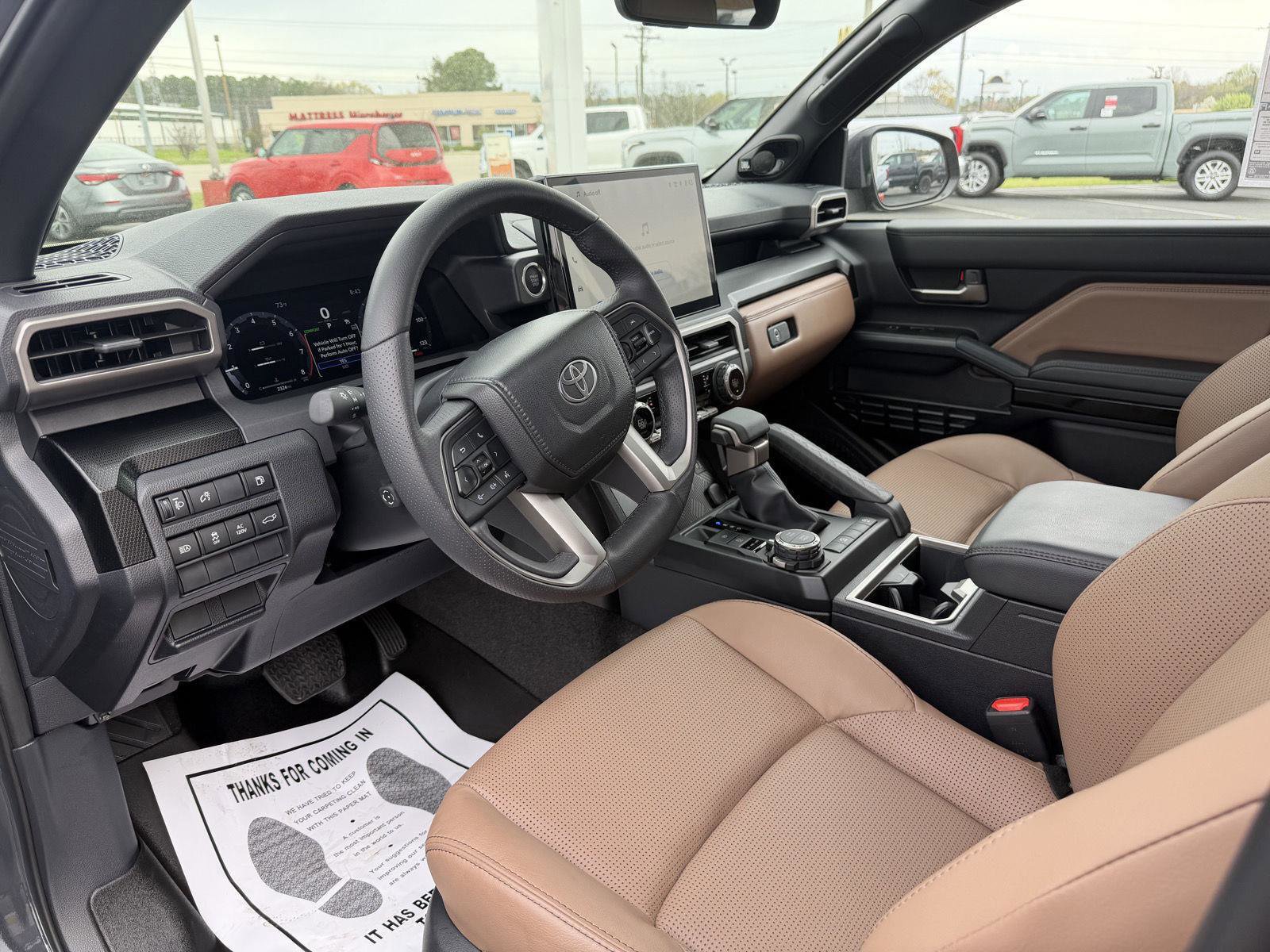 Used 2025 Toyota 4Runner Limited image 13