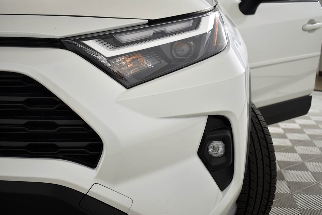Certified 2022 Toyota RAV4 XLE Premium image 2