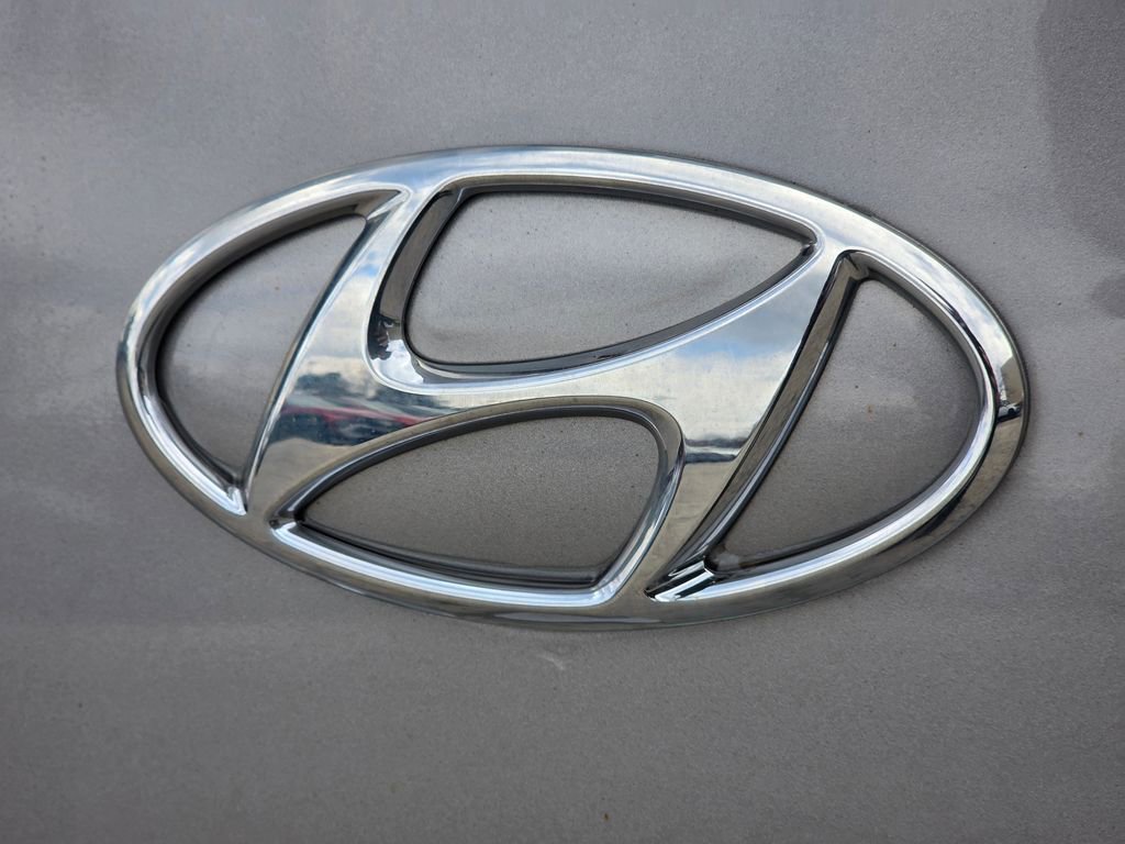 Used 2020 Hyundai Elantra Value Edition image 13