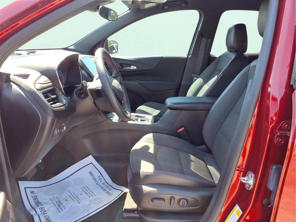 Used 2024 Chevrolet Equinox RS FWD image 16