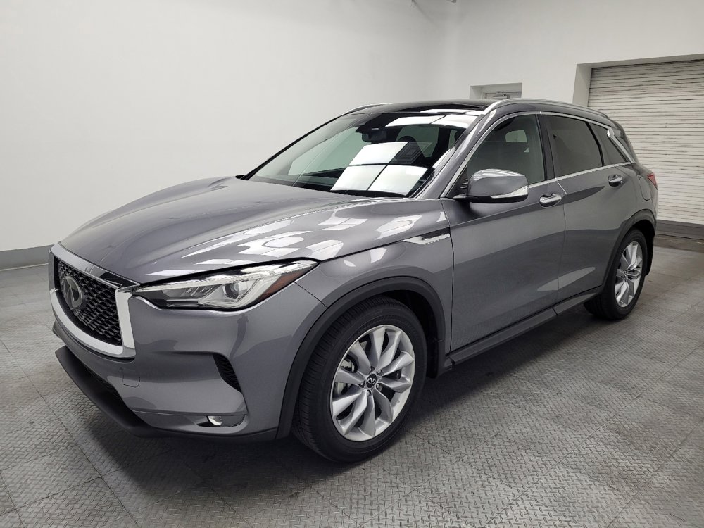 Used 2021 INFINITI QX50 Luxe w/ Cargo Package FWD image 2