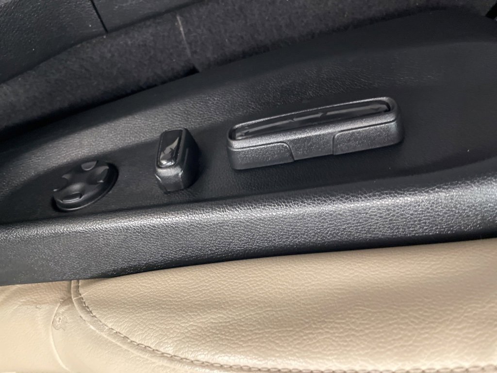 Used 2017 Honda CR-V EX-L image 17