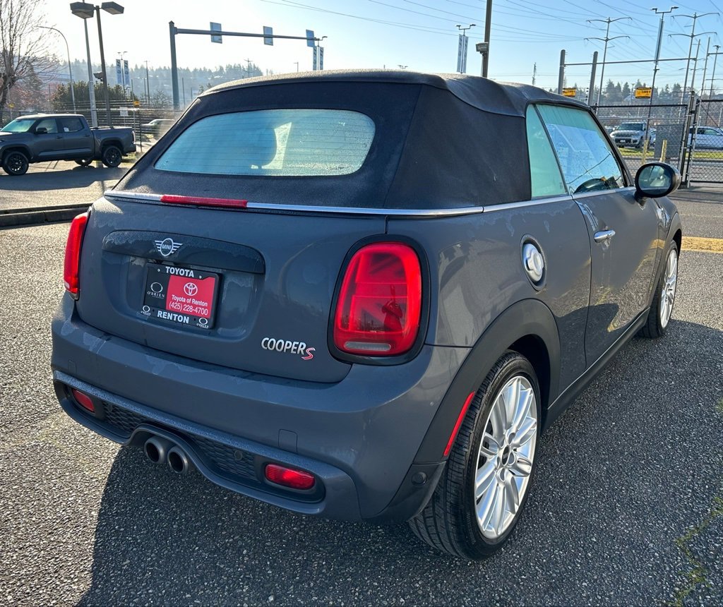 Used 2019 MINI Cooper S w/ Premium Package image 5