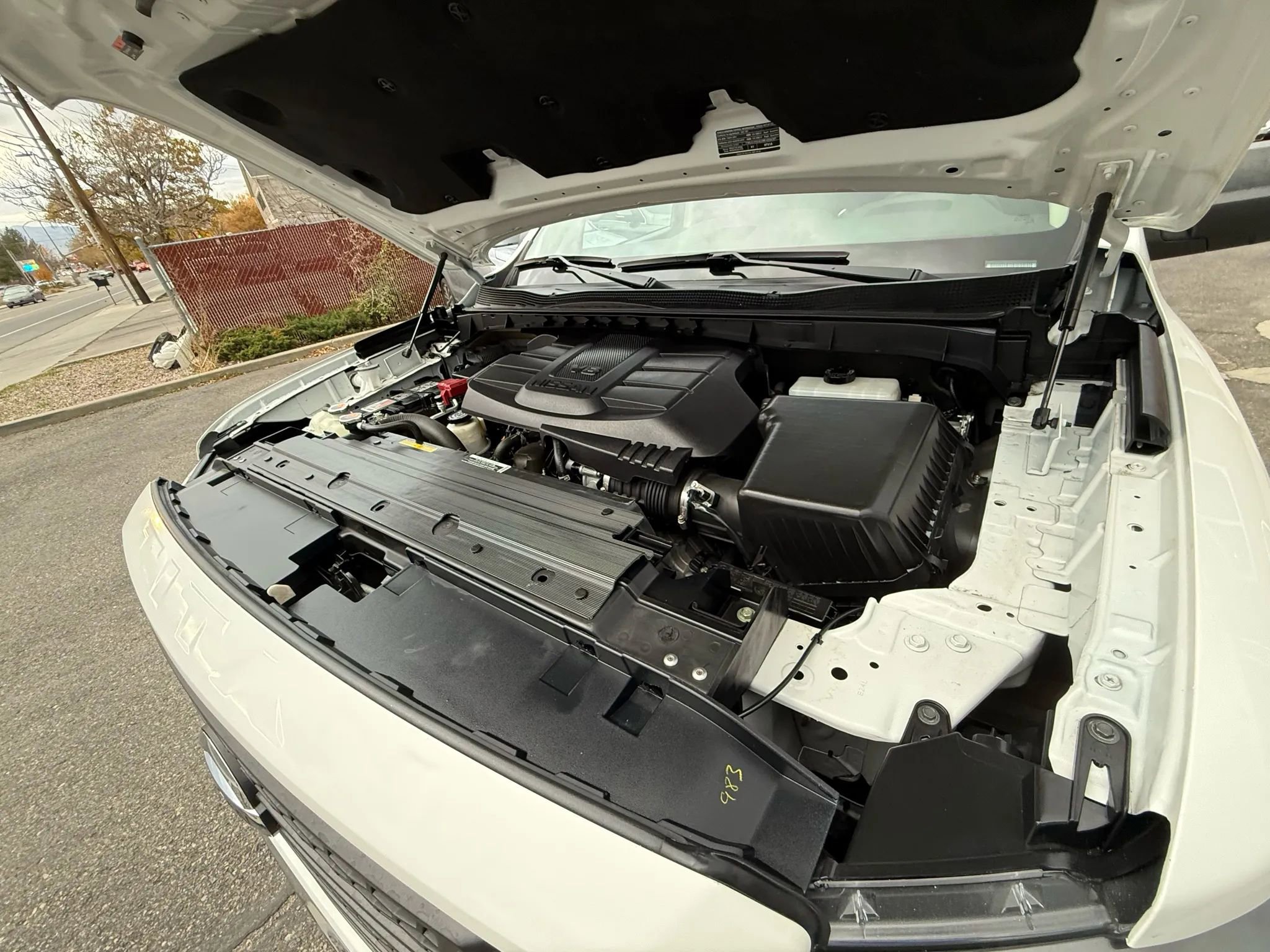 Used 2021 Nissan Titan SV w/ SV Convenience Package image 32