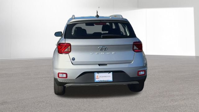 New 2026 Hyundai Venue SEL FWD image 8