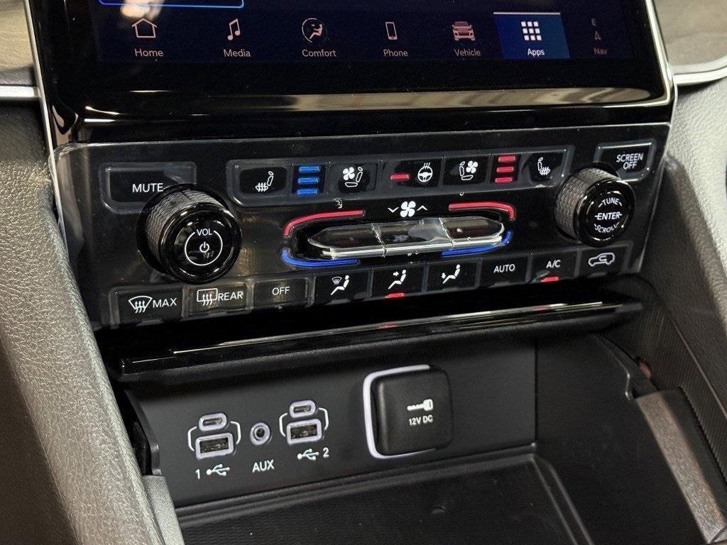 New 2025 Jeep Grand Cherokee Limited w/ Luxury Tech Group II image 29