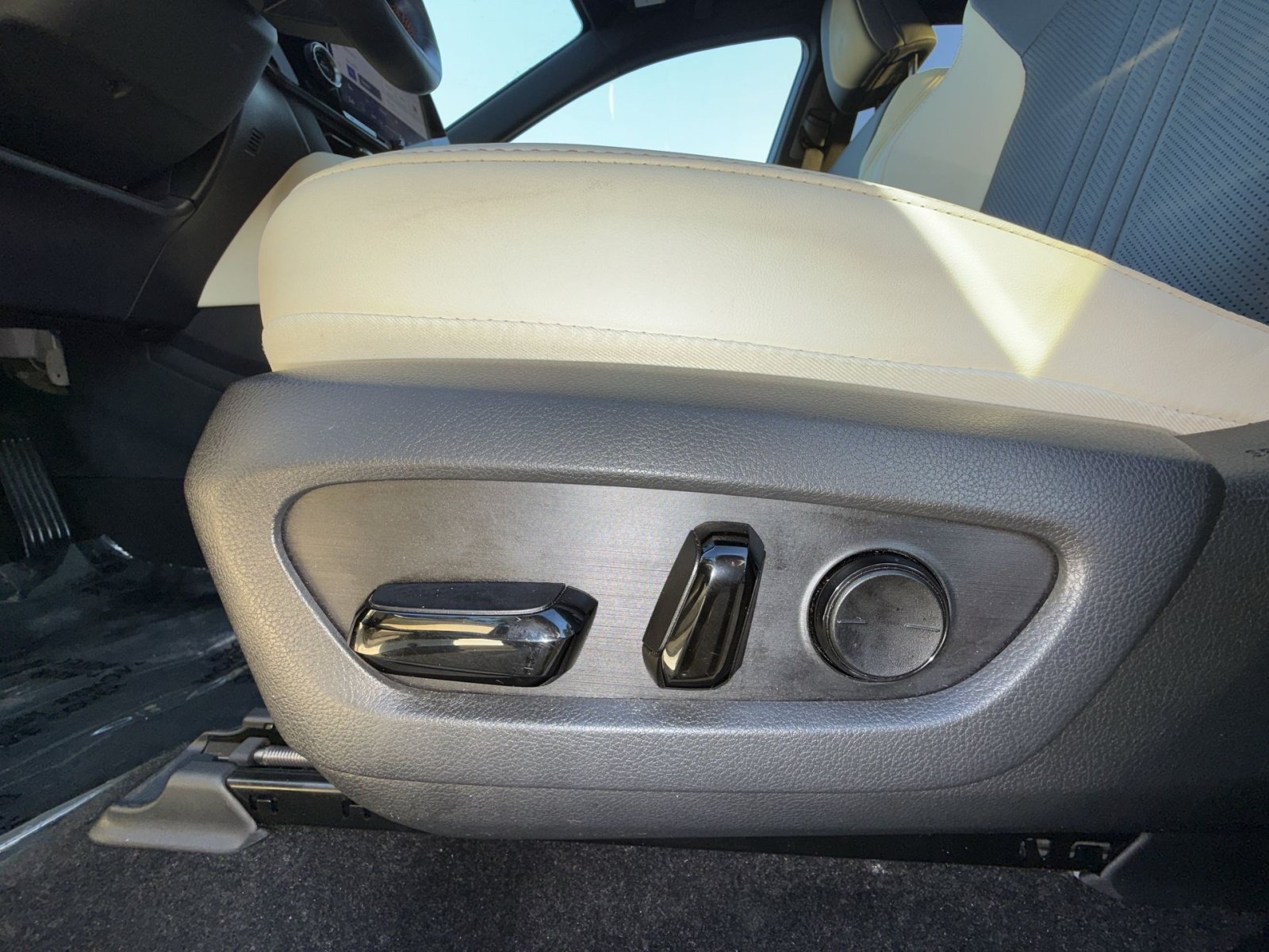 Used 2024 Lexus NX 350 AWD w/ Cold Area Package image 14