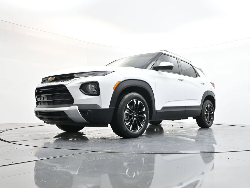 Used 2023 Chevrolet TrailBlazer LT w/ Convenience Package image 29