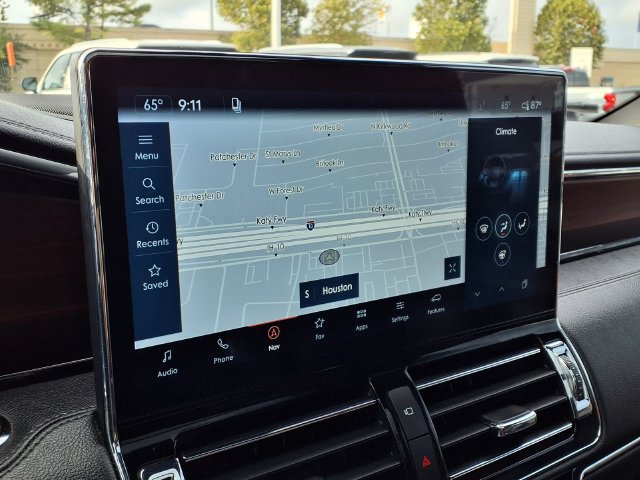 Used 2023 Lincoln Navigator Reserve AWD/4WD image 11