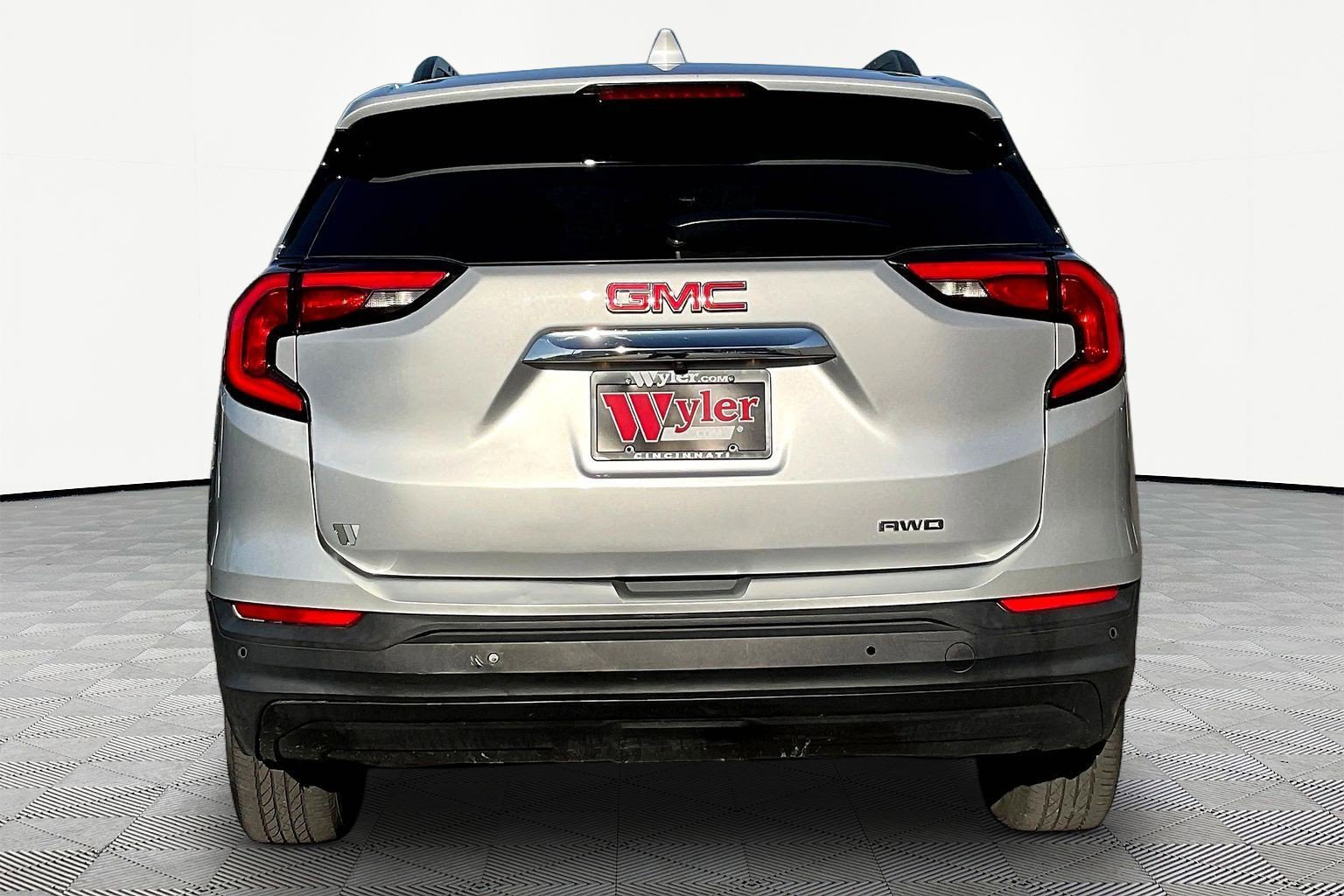 Used 2019 GMC Terrain SLE w/ Driver Convenience Package AWD/4WD image 5
