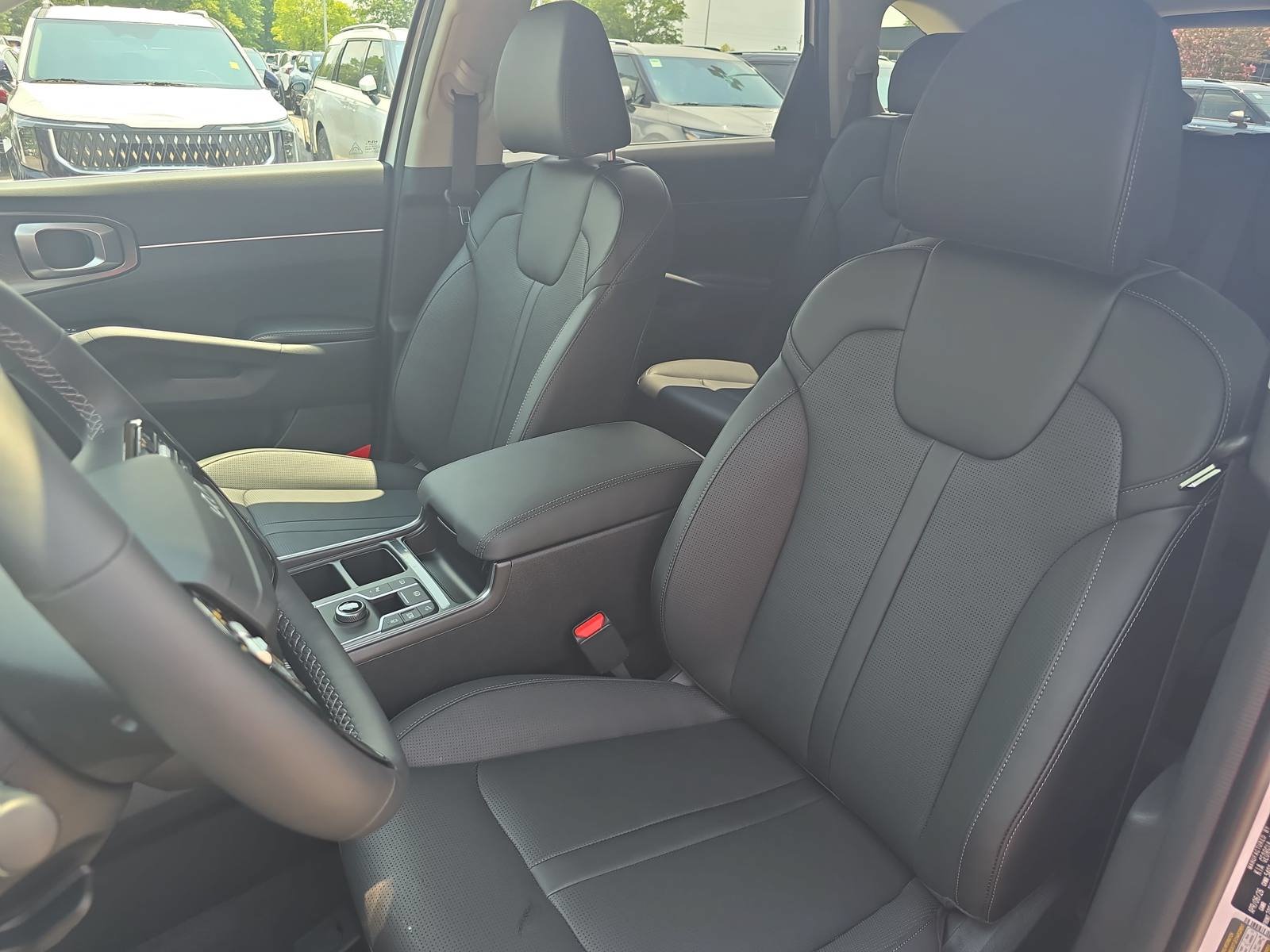 New 2026 Kia Sorento S w/ S Panoramic Sunroof Package FWD image 17