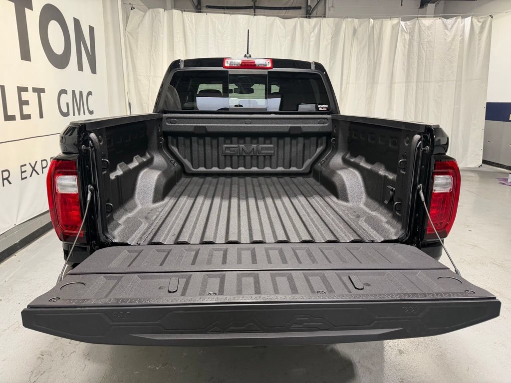 New 2026 GMC Canyon Elevation w/ Convenience Package RWD image 31