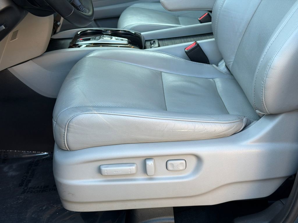 Used 2016 Honda Pilot Elite image 16