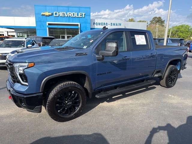 Used 2025 Chevrolet Silverado 2500 LT w/ Trail Boss Package AWD/4WD image 1