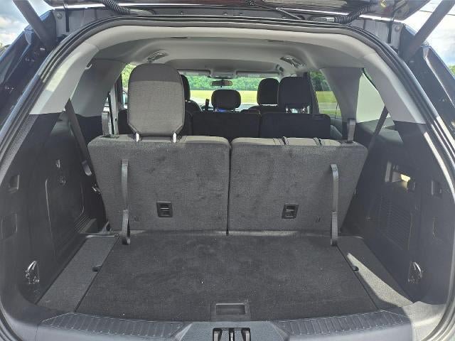 Used 2023 Ford Explorer XLT AWD/4WD image 10