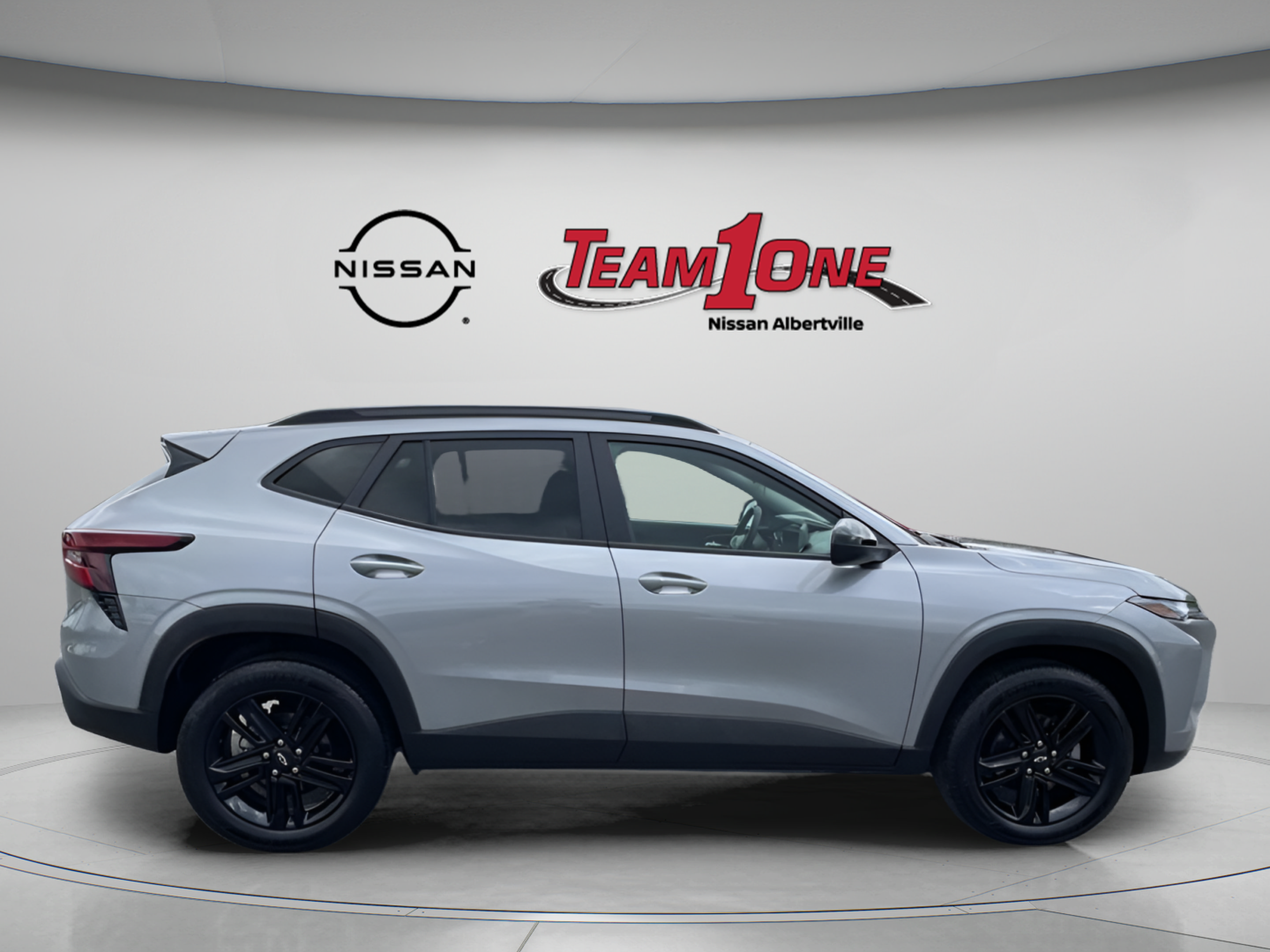 Used 2024 Chevrolet Trax ACTIV w/ Driver Confidence Package