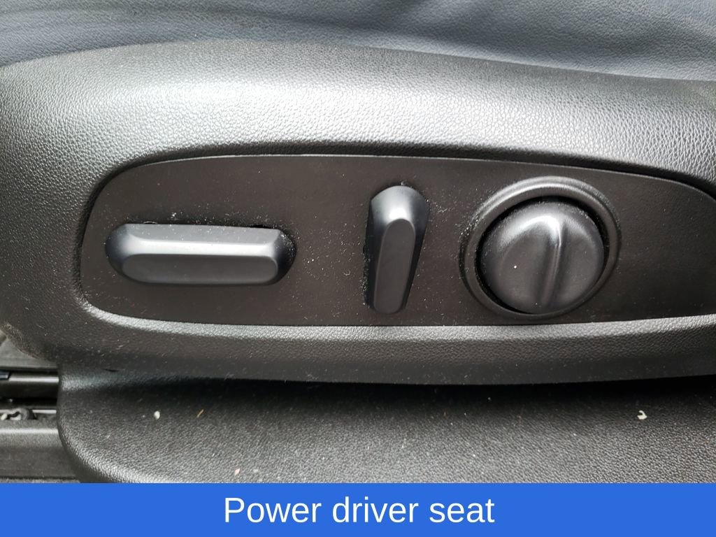 Used 2020 Buick Enclave Essence image 18