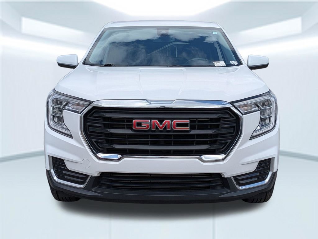 Used 2024 GMC Terrain SLE FWD image 10