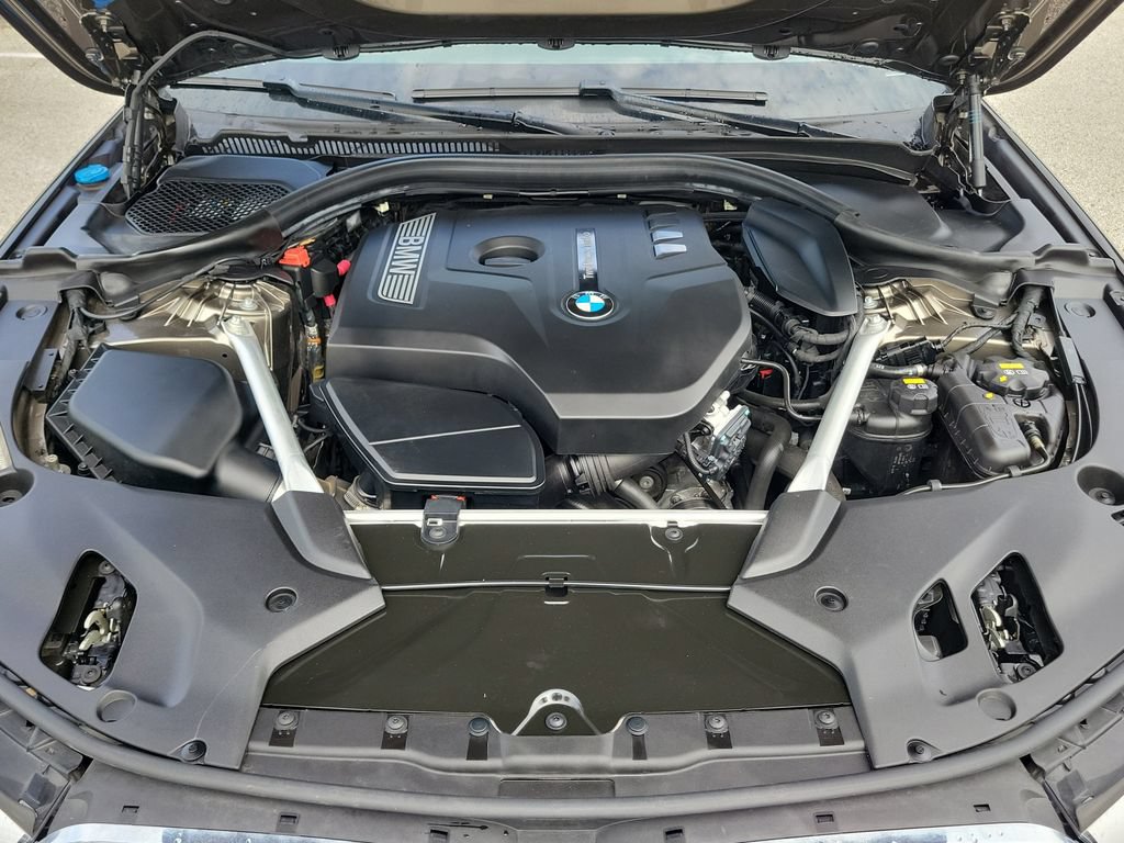 Used 2018 BMW 530i RWD image 36