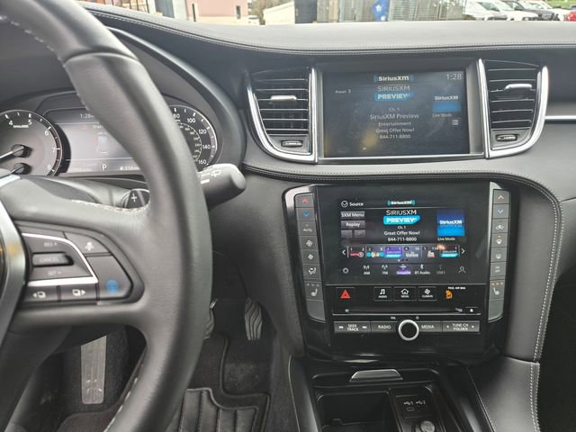 Used 2022 INFINITI QX50 Luxe w/ Appearance Package image 13