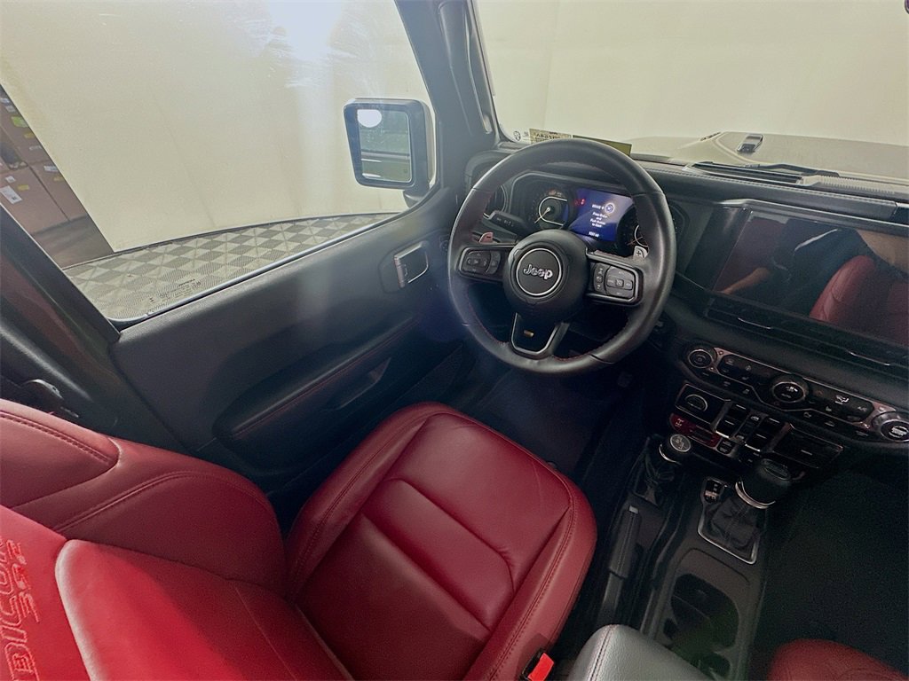 Used 2024 Jeep Wrangler Unlimited Rubicon 392 image 9