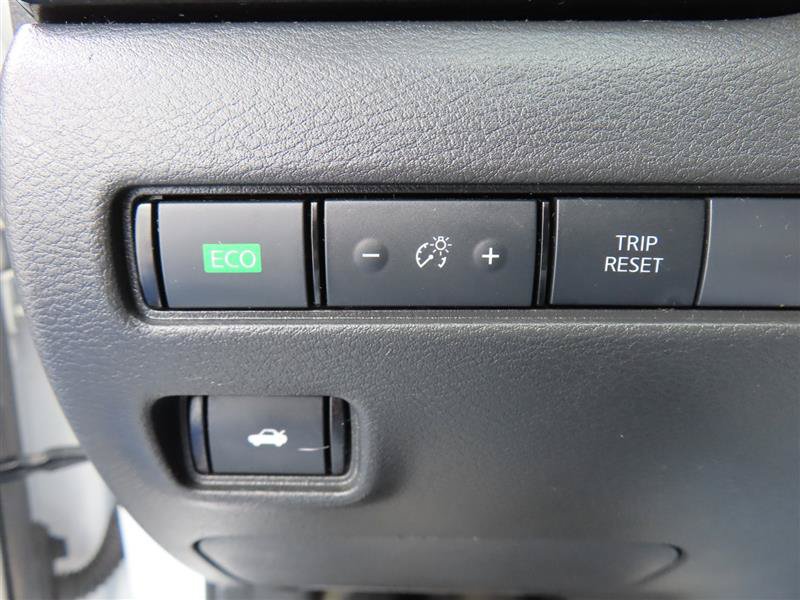 Used 2025 Nissan Sentra SV FWD image 18