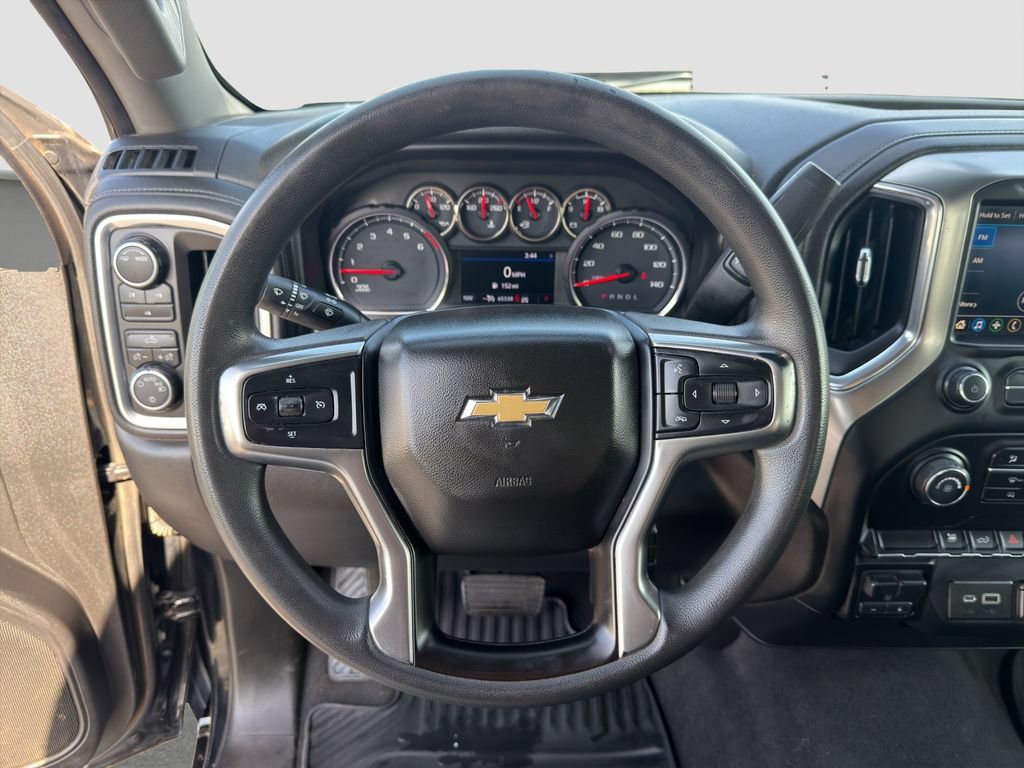 Used 2020 Chevrolet Silverado 3500 LT AWD/4WD image 10