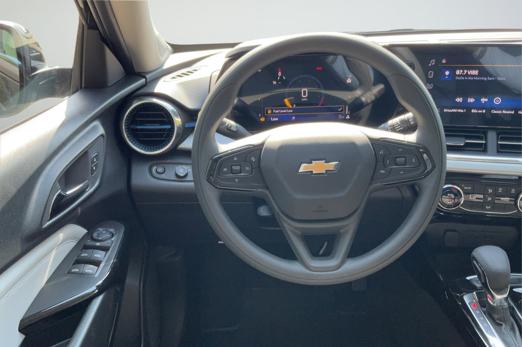 New 2026 Chevrolet Trax LT FWD image 13