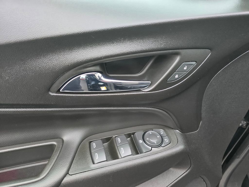 Used 2022 Chevrolet Equinox LT AWD/4WD image 16