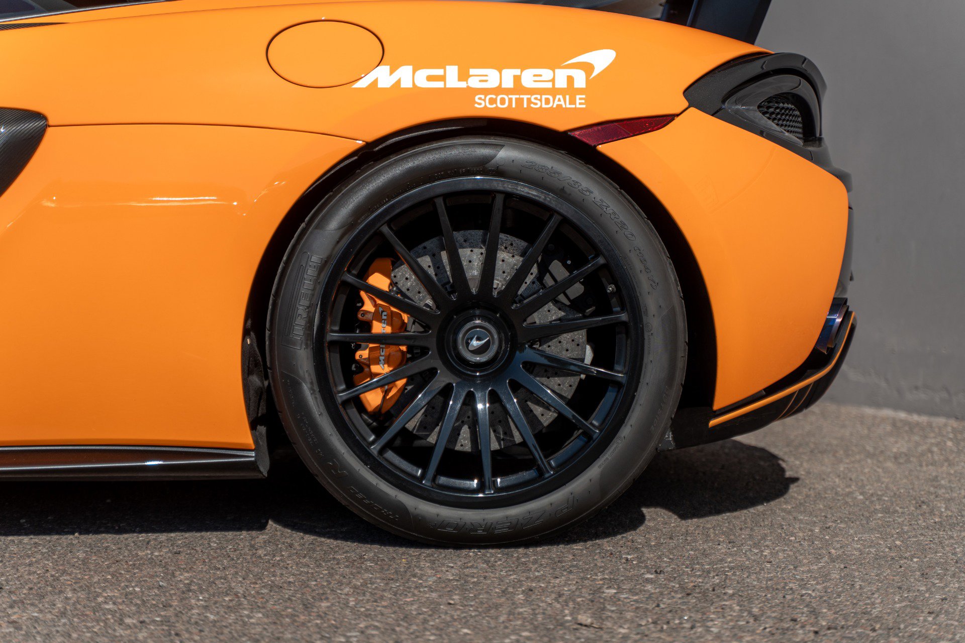 Used 2020 McLaren 620R image 35