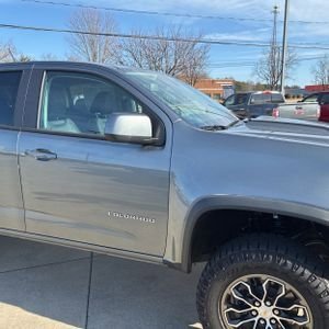 Used 2022 Chevrolet Colorado ZR2 image 15