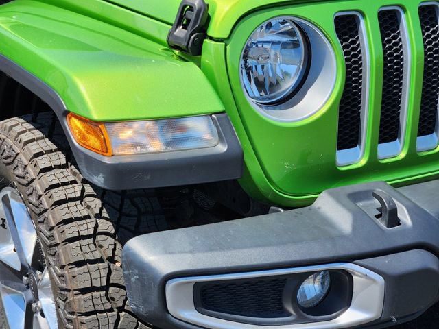 Used 2018 Jeep Wrangler Unlimited Sahara AWD/4WD image 9