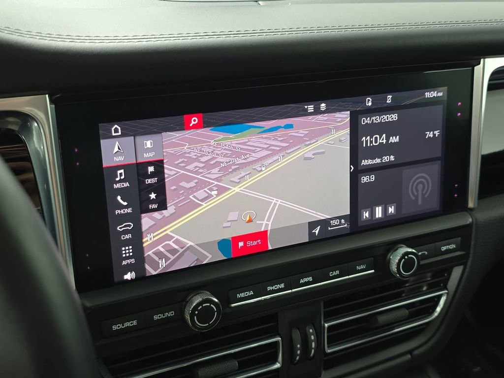 Used 2019 Porsche Macan AWD/4WD image 17