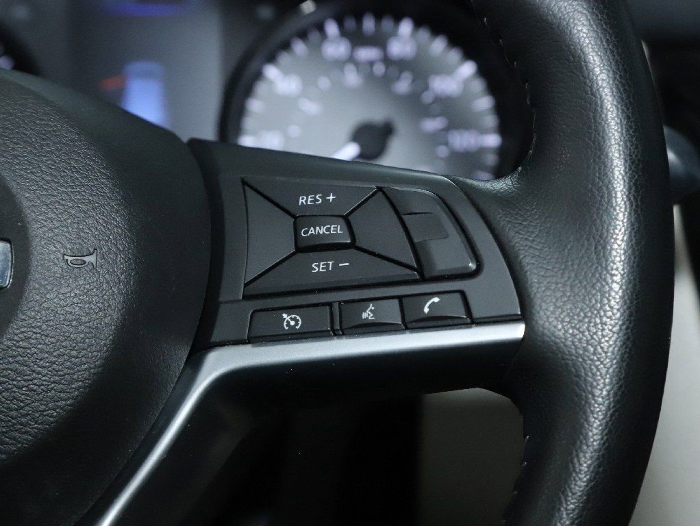 Certified 2022 Nissan Rogue Sport SV image 23