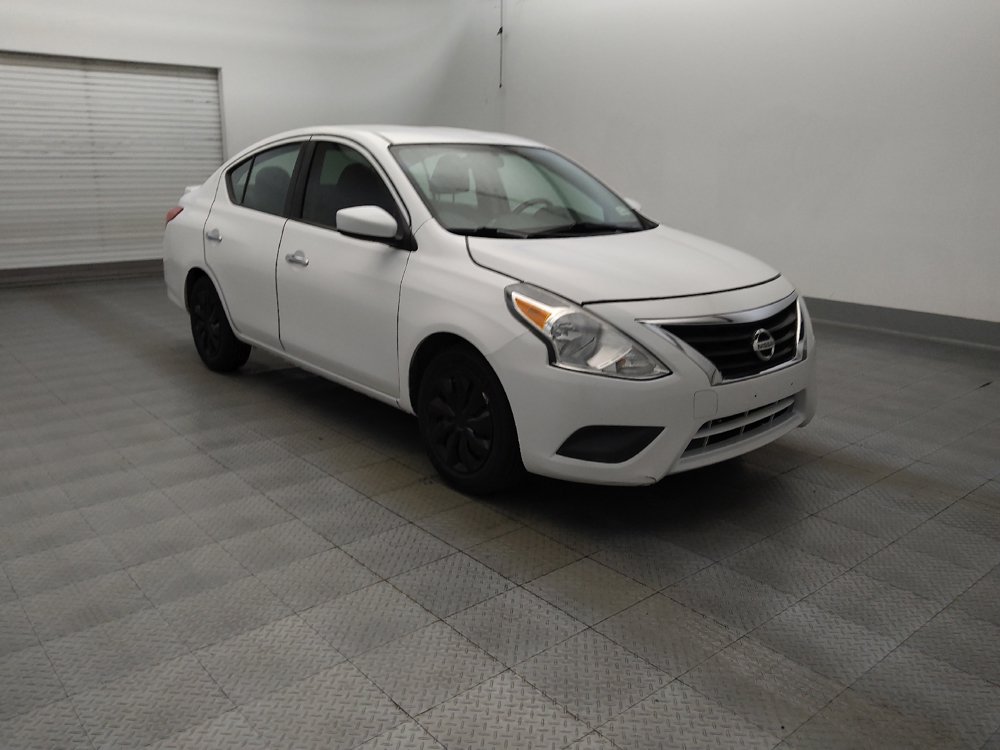 Used 2019 Nissan Versa SV FWD image 13